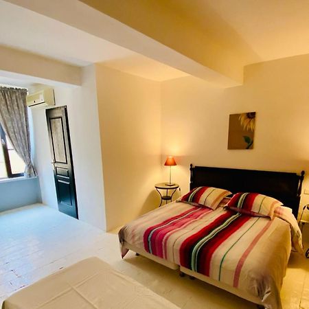 Les Chambres De La Villa Eugenie Lézignan-Corbières المظهر الخارجي الصورة