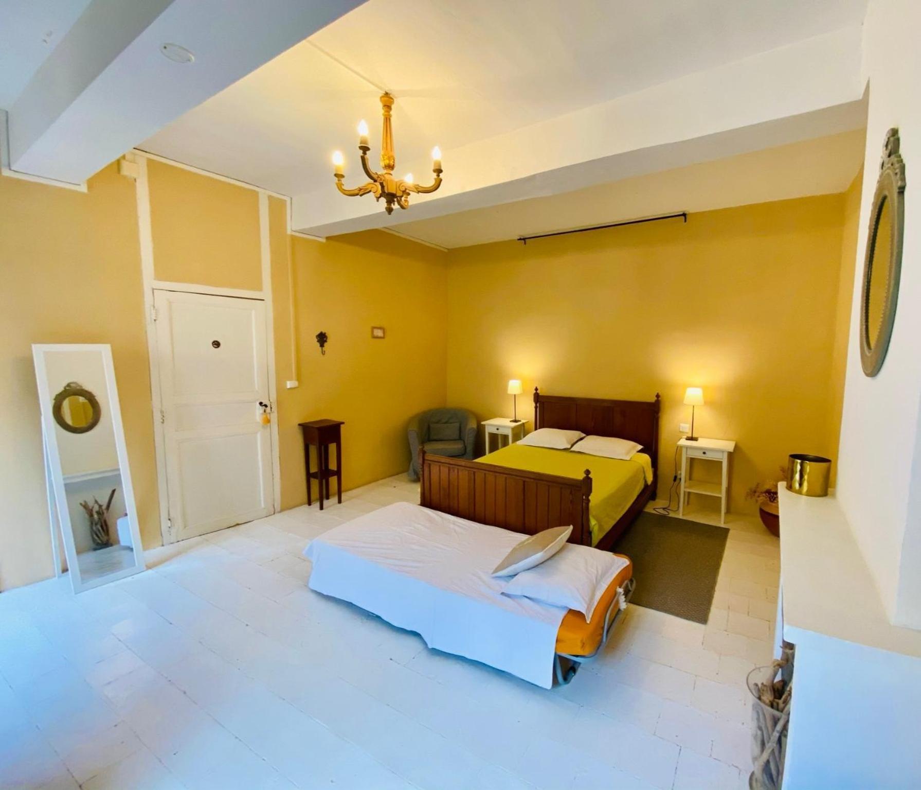 Les Chambres De La Villa Eugenie Lézignan-Corbières المظهر الخارجي الصورة